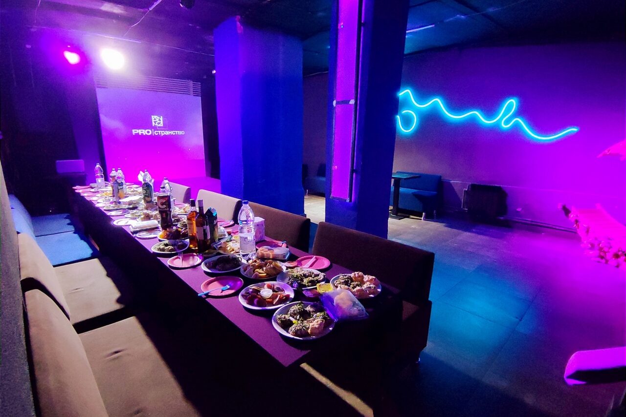 Арендовать Лофт для проведения мероприятий с караоке в Казани