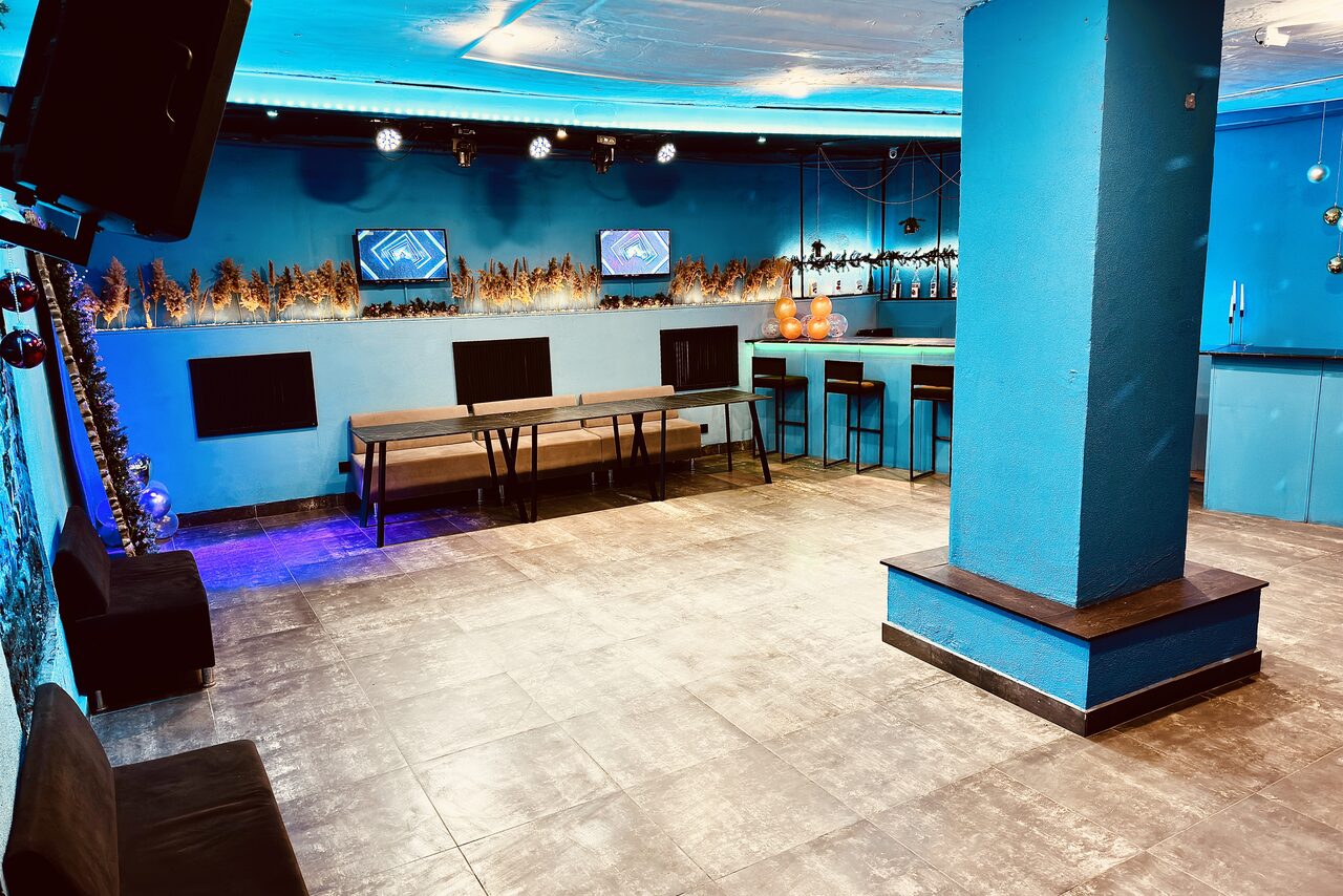 Арендовать Лофт для проведения мероприятий с караоке в Казани