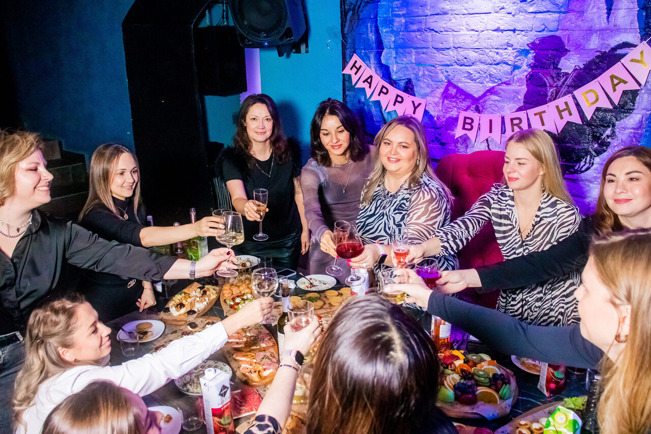 Арендовать Лофт для проведения мероприятий с караоке в Казани