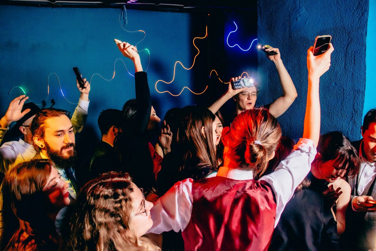 Арендовать Лофт для проведения мероприятий с караоке в Казани