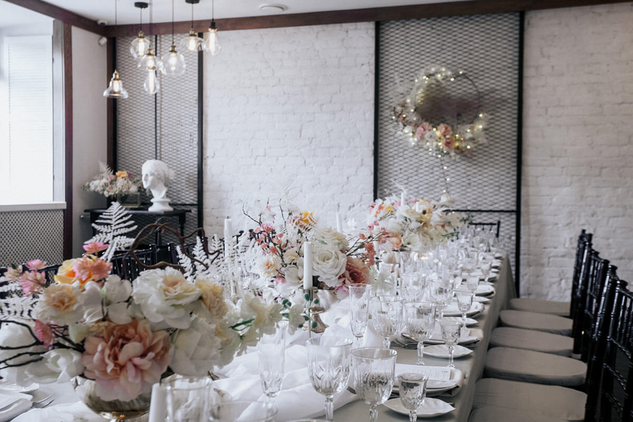 Арендовать Весенний на Фонтанке Банкетный лофт