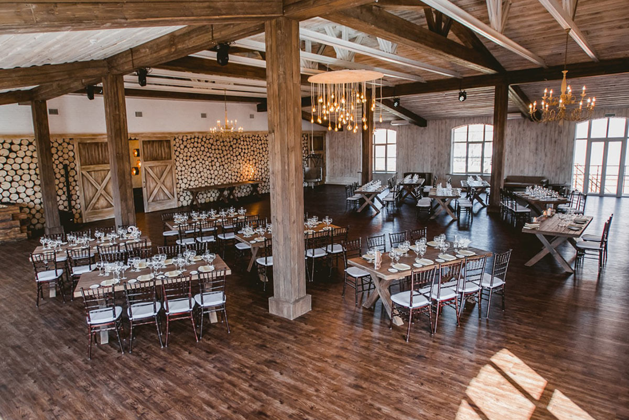 Арендовать Весенний Лофт на крыше 