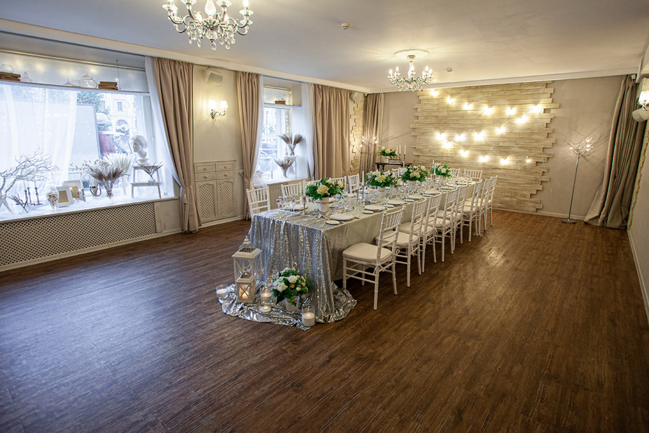 Арендовать Весенний на Римского-Корсакова Банкетный зал 