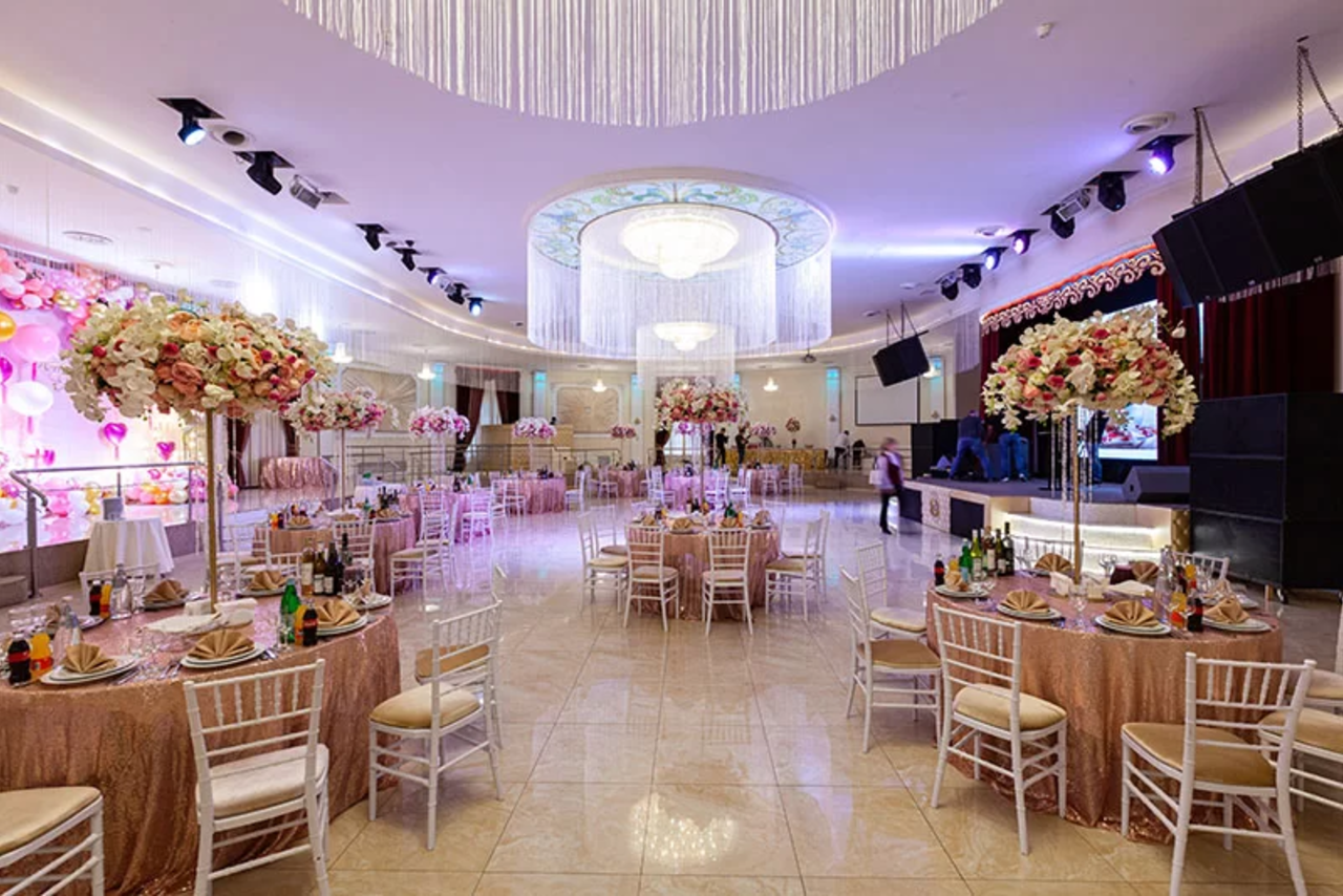 Арендовать Колизей Холл Большой банкетный зал