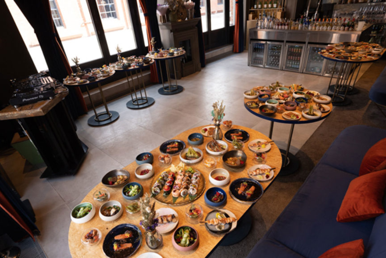 Арендовать ASIATIQUE EVENT HALL Азиатик Ивент холл