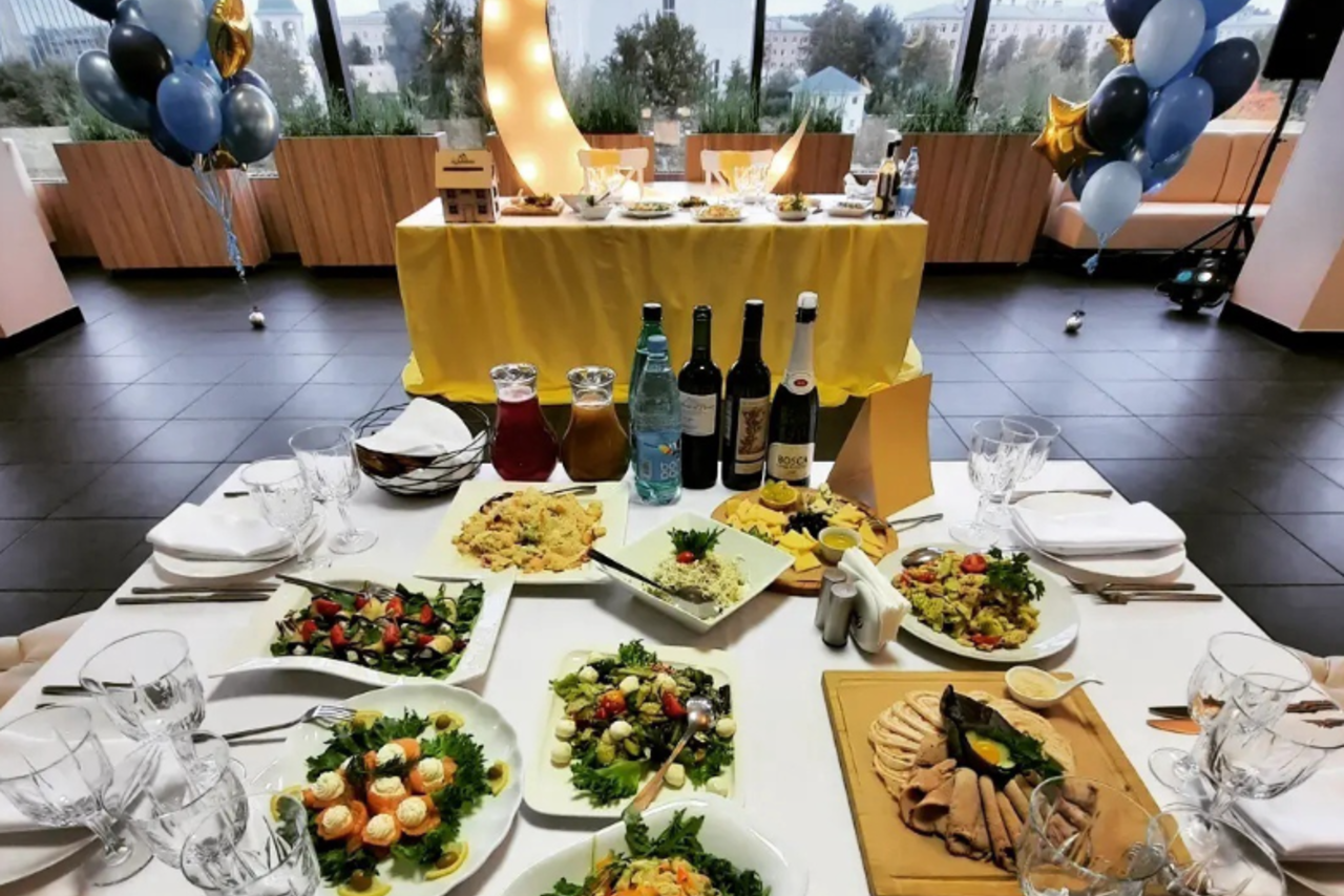 Арендовать Панорама Банкетный зал 