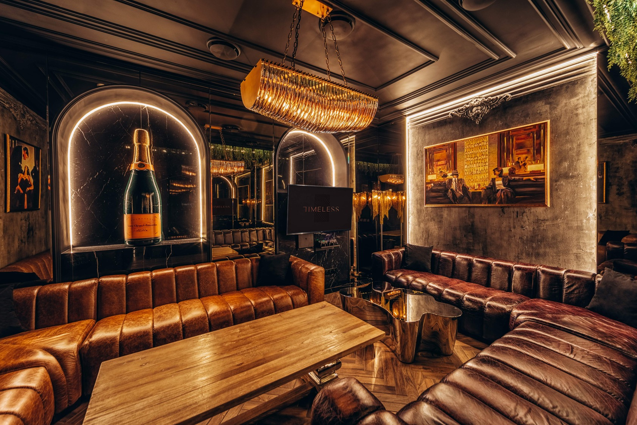 Арендовать TIMELESS Кальянная на Охотном ряду