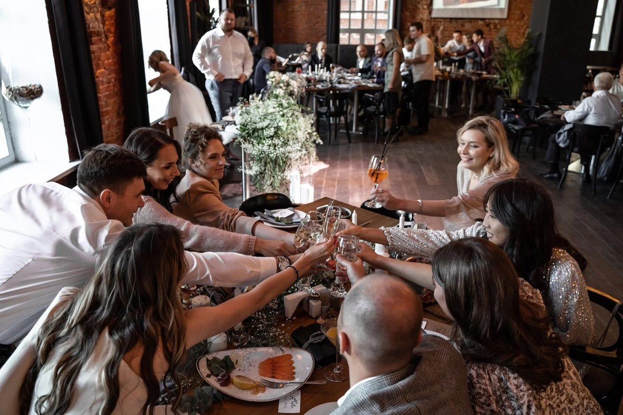 Арендовать BOLSHEVIK LOFT Event-пространство для свадеб