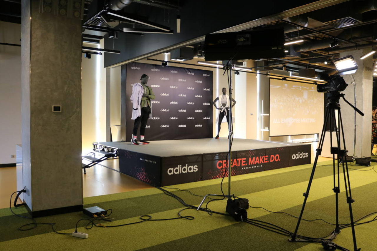 Арендовать Conference Hall Светлый конференц-зал