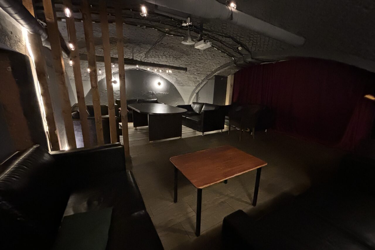 Арендовать Отдельный зал в лофте