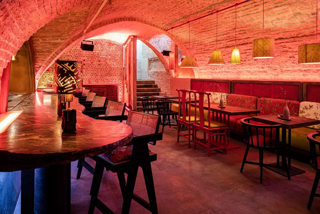 Арендовать С.И.Д.Р Групп Бар под закрытие 