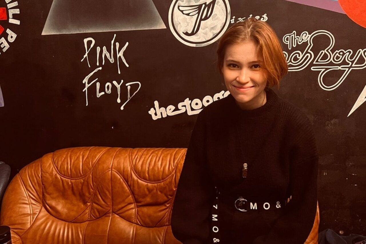 Арендовать Топчик Лаундж зона с балконом 