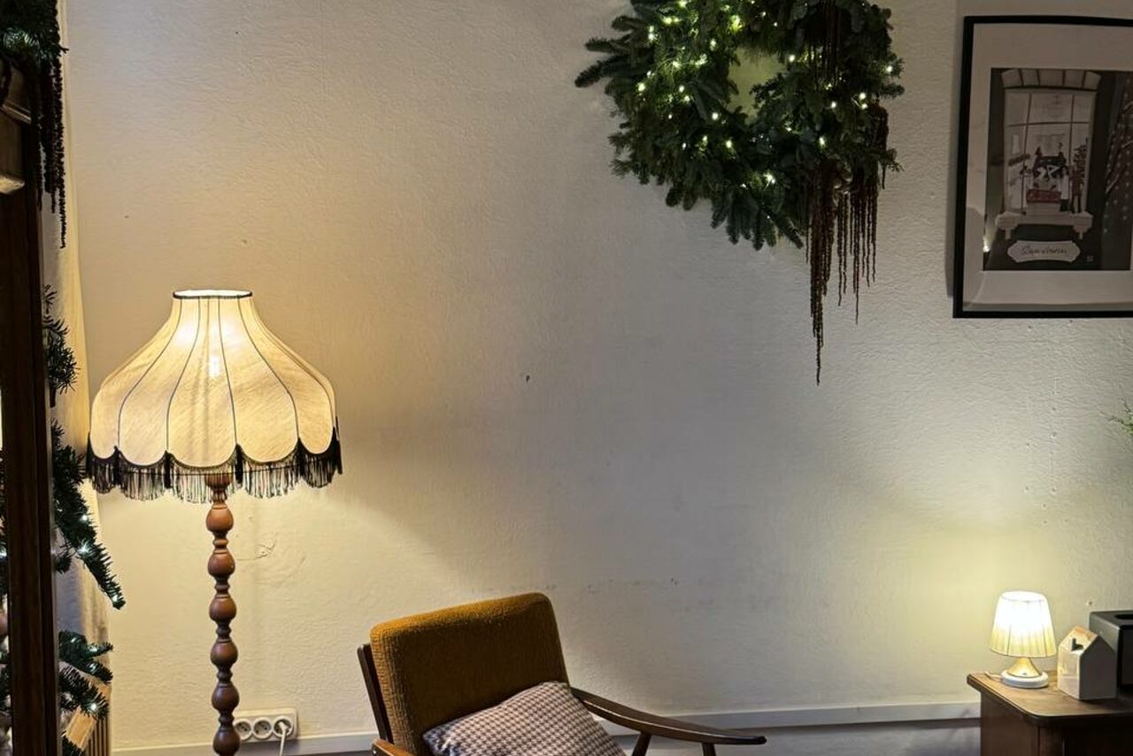 Арендовать Уютное пространство с большими окнами 