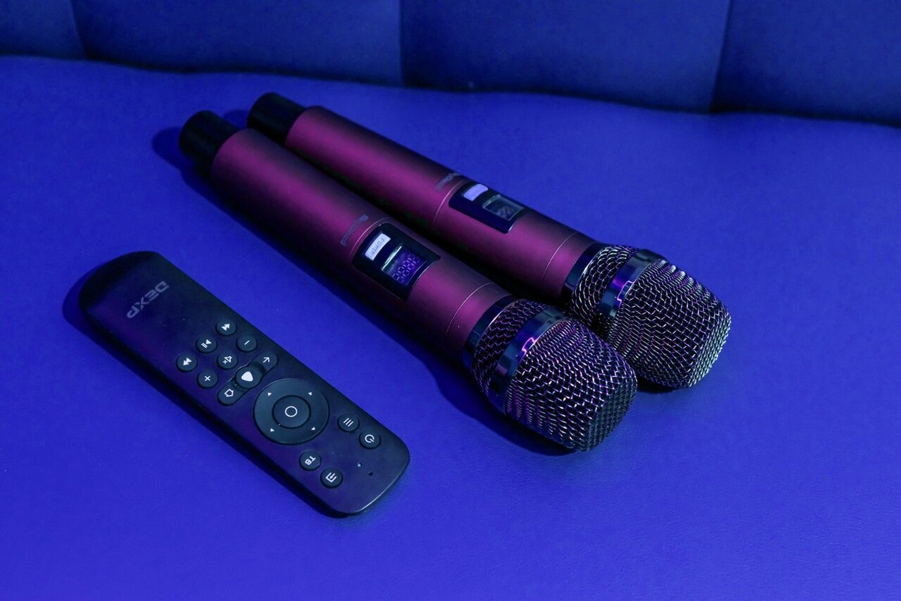 Арендовать Imperial. Праздничный лофт-зал с большим столом