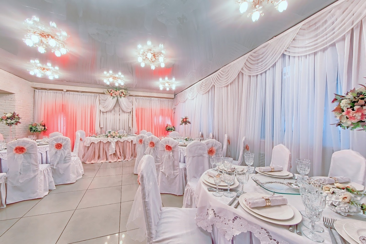 Арендовать Мон Амур Банкетный зал