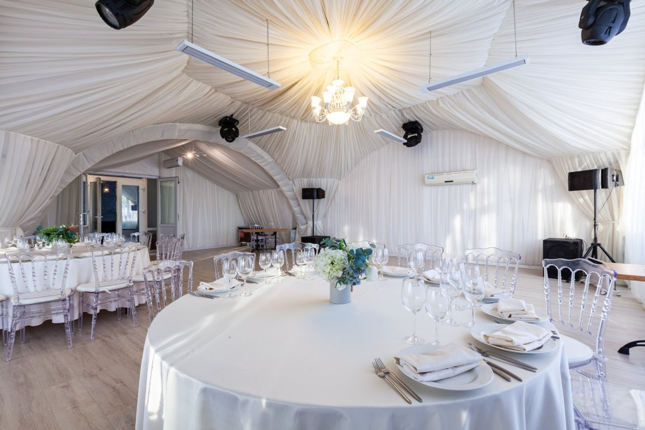 Арендовать Villa Arcobaleno Банкетное пространство 