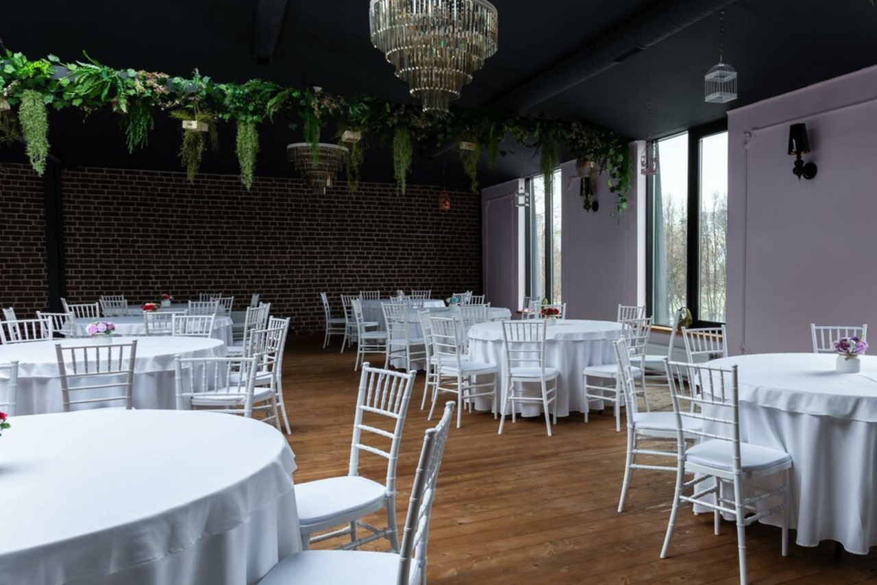 Арендовать Mansard Банкетный зал