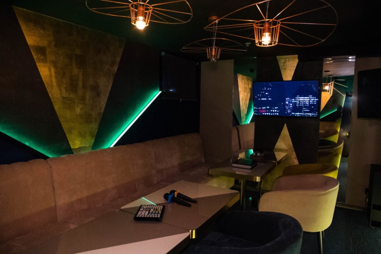 Арендовать Lights Караоке-клуб