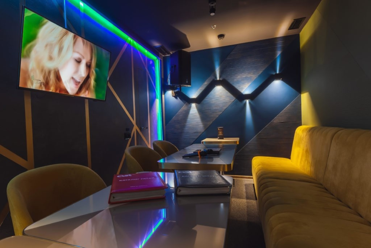 Арендовать Lights Караоке-клуб