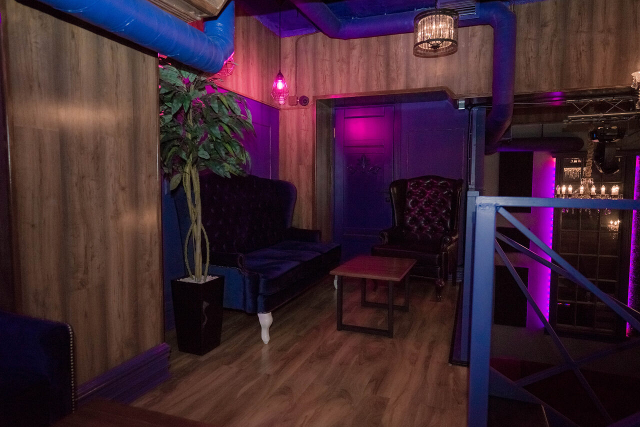 Арендовать Мята Lounge Двухуровневый лофт