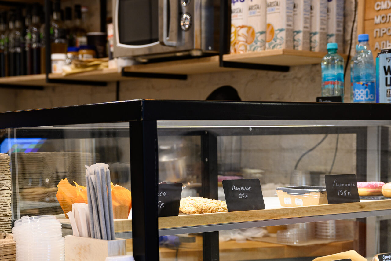 Арендовать Б. 23 Светлое кафе под закрытие 