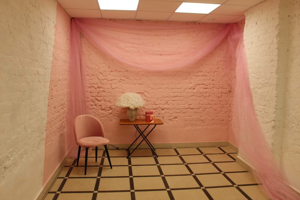 Арендовать Lv Loft. GREEN LOFT Лофт из белого кирпича