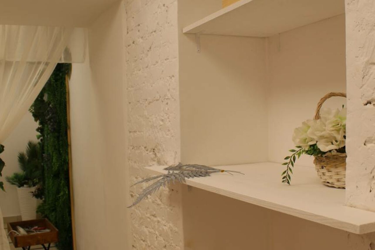 Арендовать Lv Loft. GREEN LOFT Лофт из белого кирпича