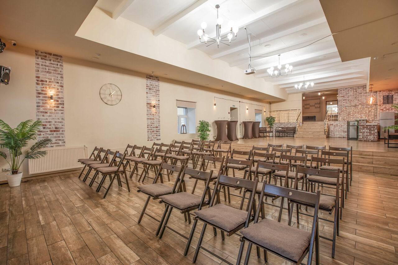 Арендовать Loft Lodge 7. Просторный уютный лофт