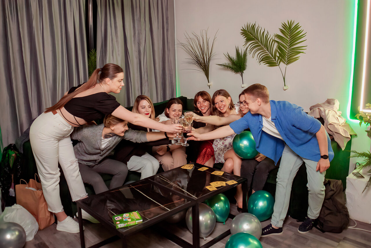 Арендовать Гринвуд. Мраморный лофт-зал