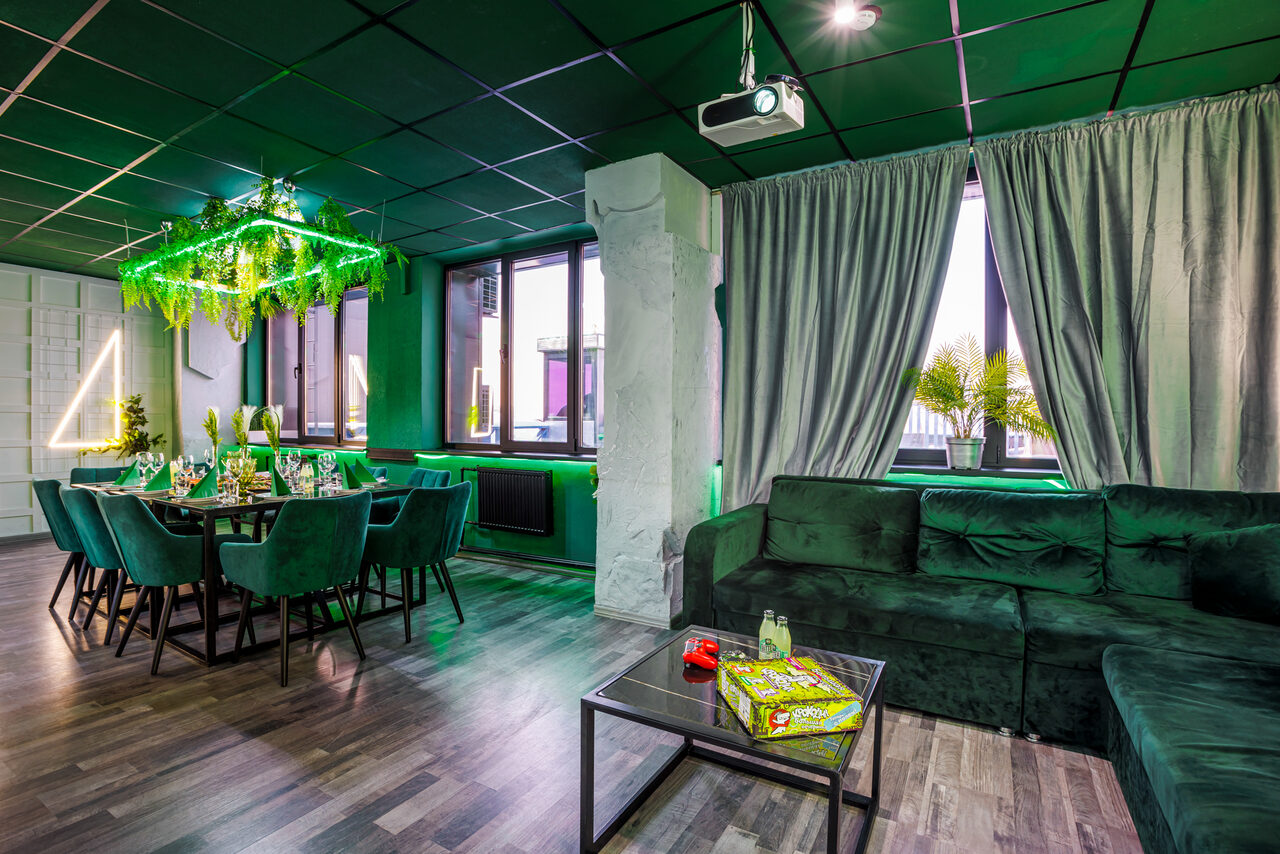 Арендовать Гринвуд. Мраморный лофт-зал