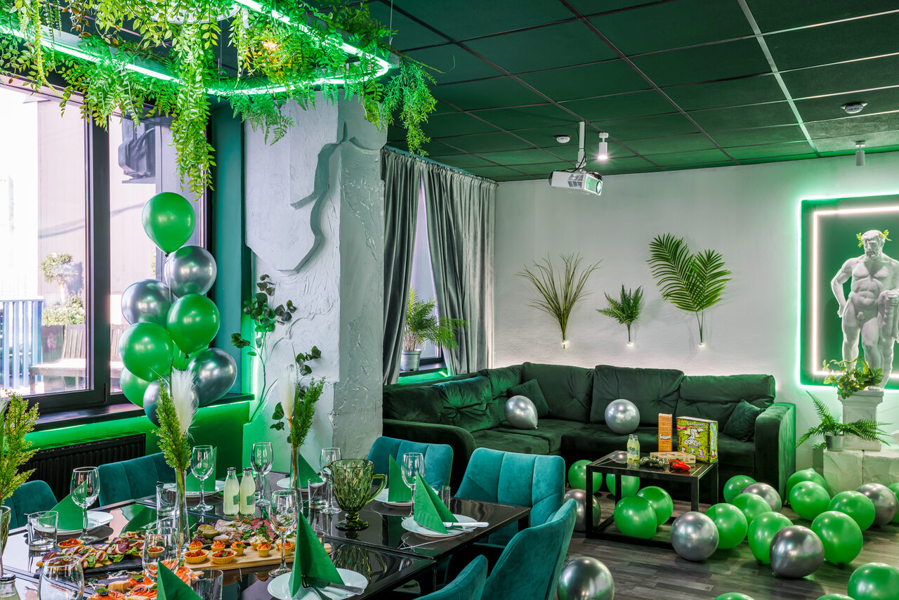 Арендовать Гринвуд. Мраморный лофт-зал