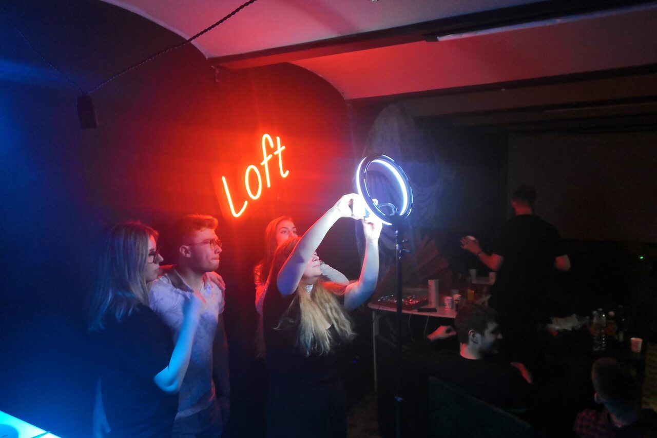 Арендовать Vibe by Hope. Стильный лофт с играми 