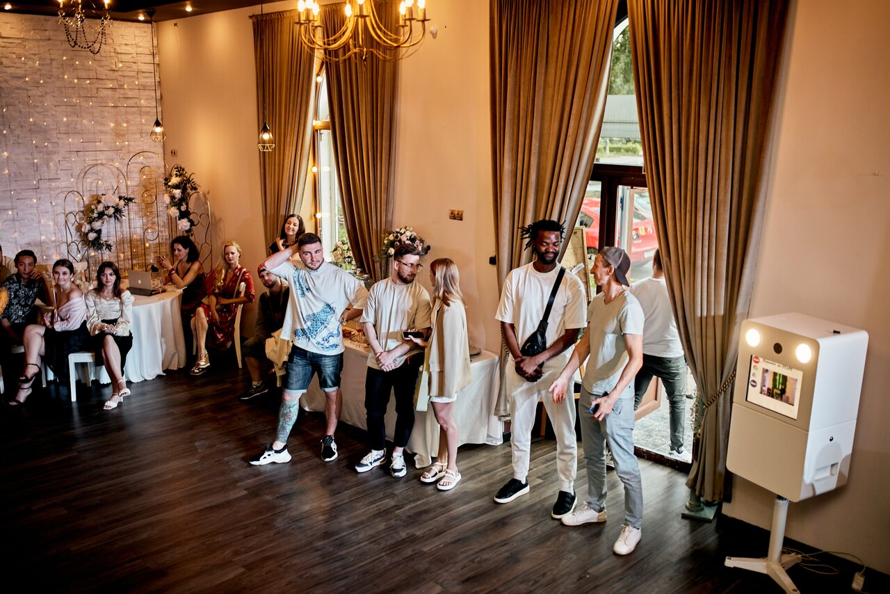 Арендовать Светлый зал в центре