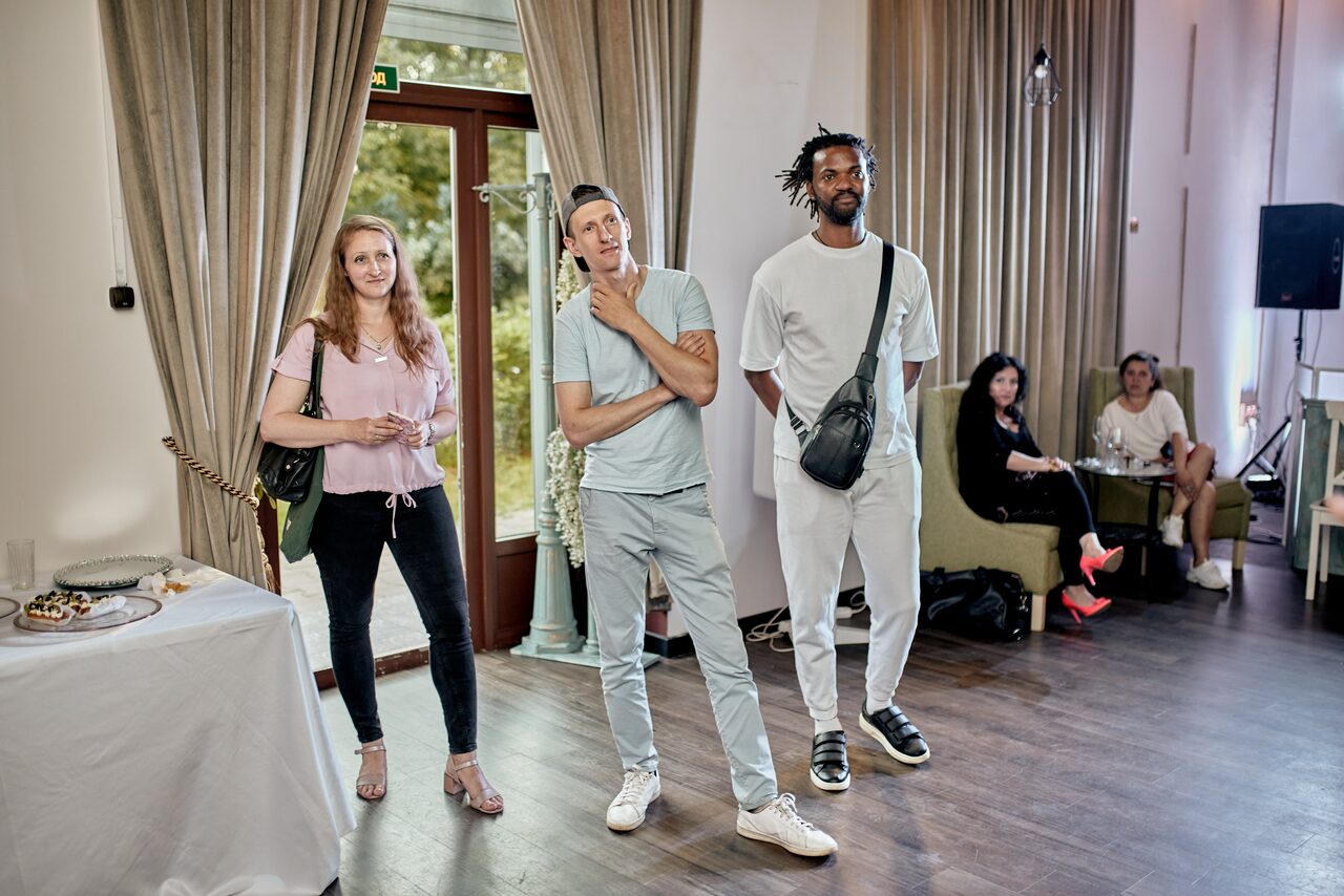 Арендовать Светлый зал в центре