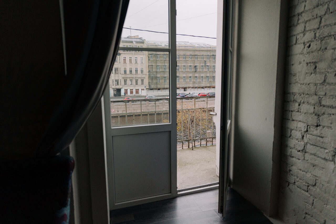 Арендовать Лофт с балконом на канал Грибоедова