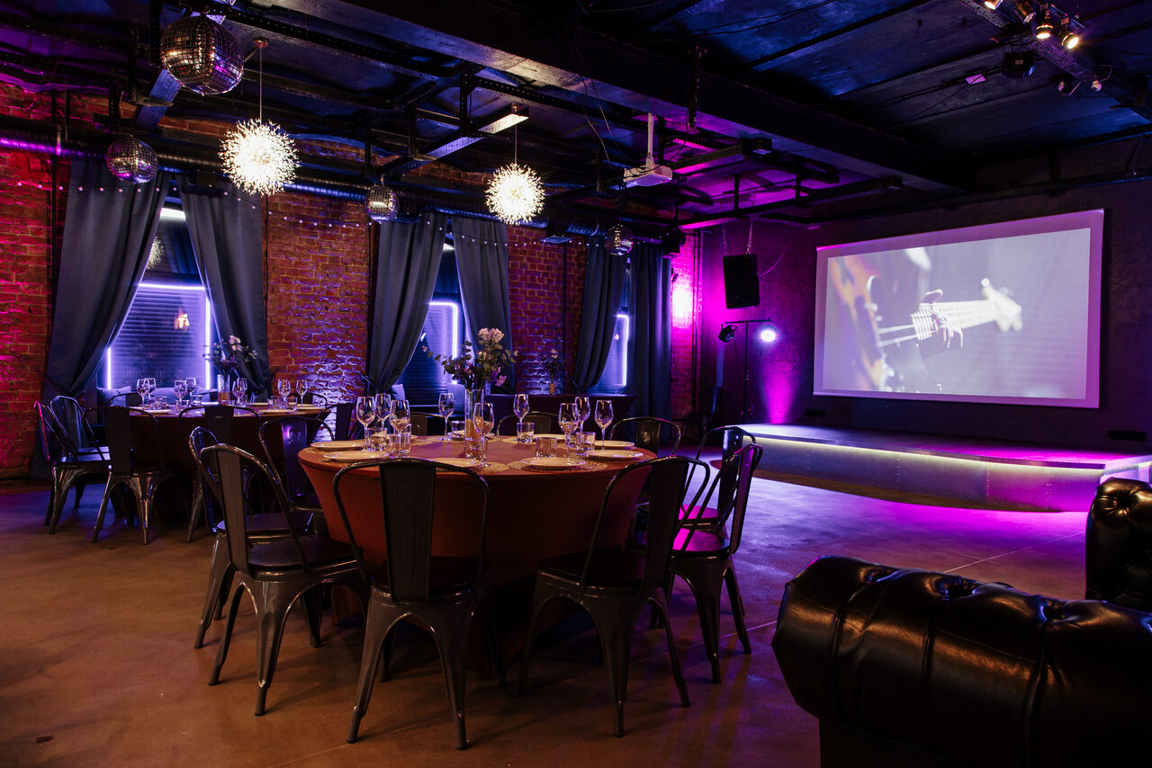 Арендовать Просторный лофт-зал