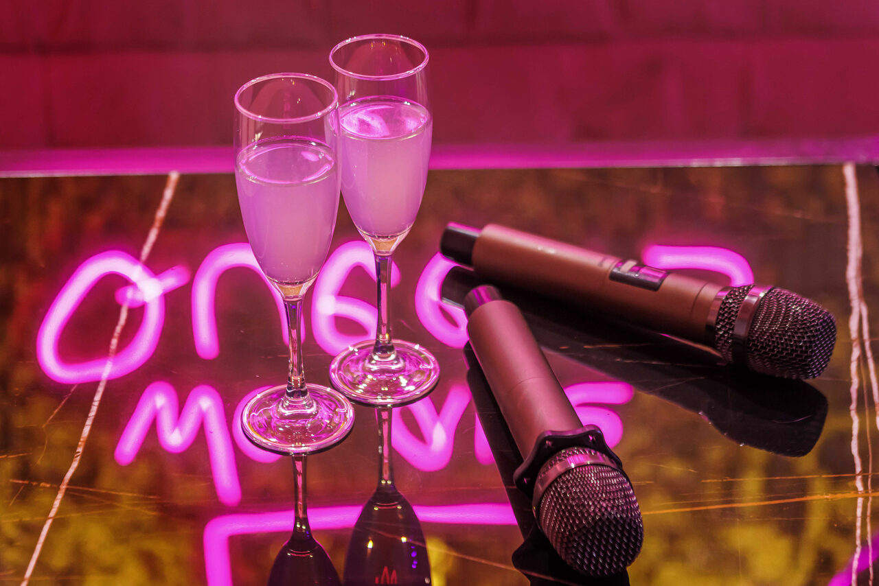 Арендовать Космополитен. Розовый лофт-зал