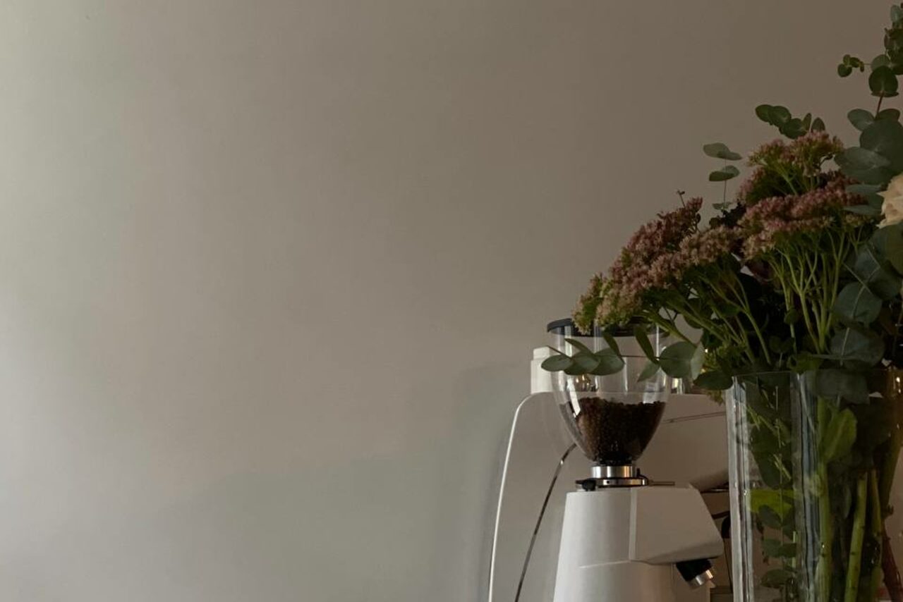 Арендовать Уютный зал пиццерии 