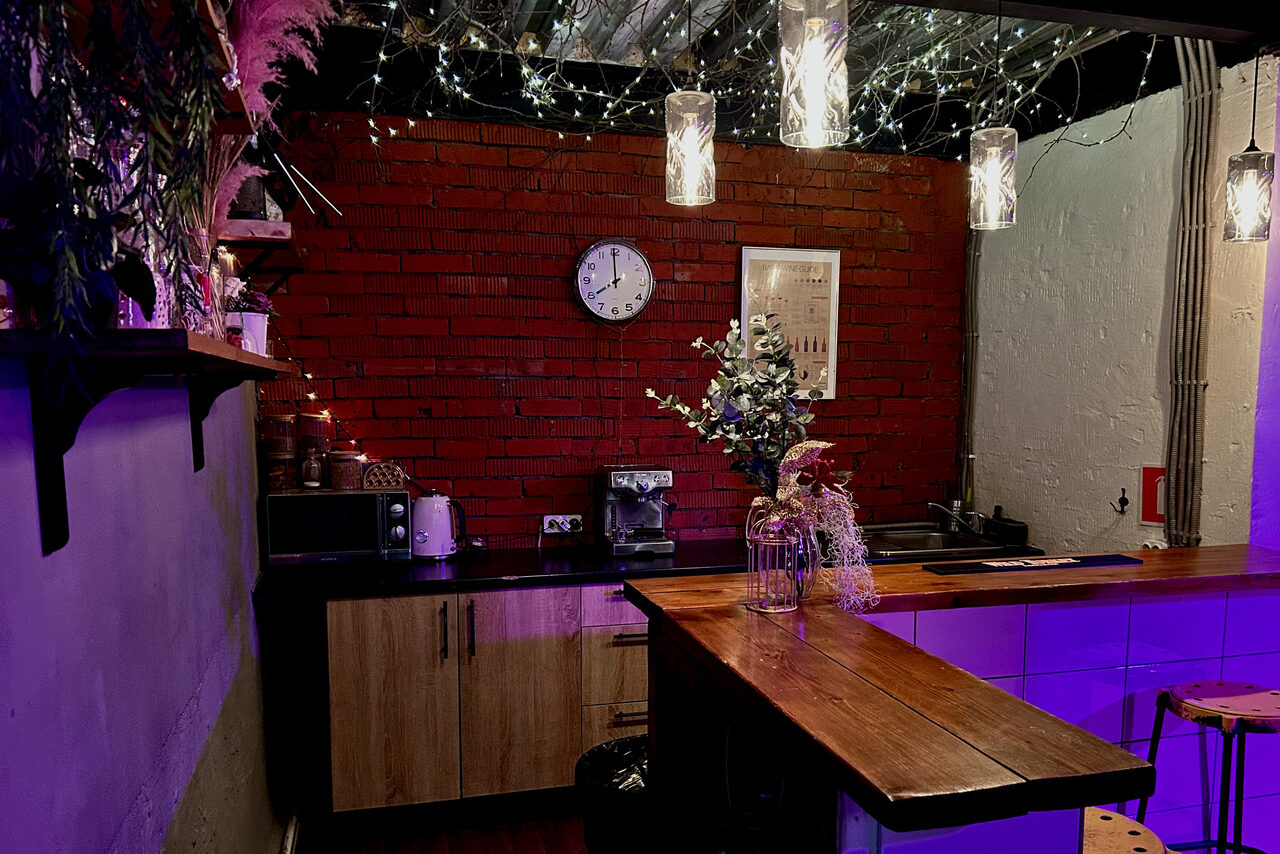 Арендовать Стильная площадка с яркими акцентами