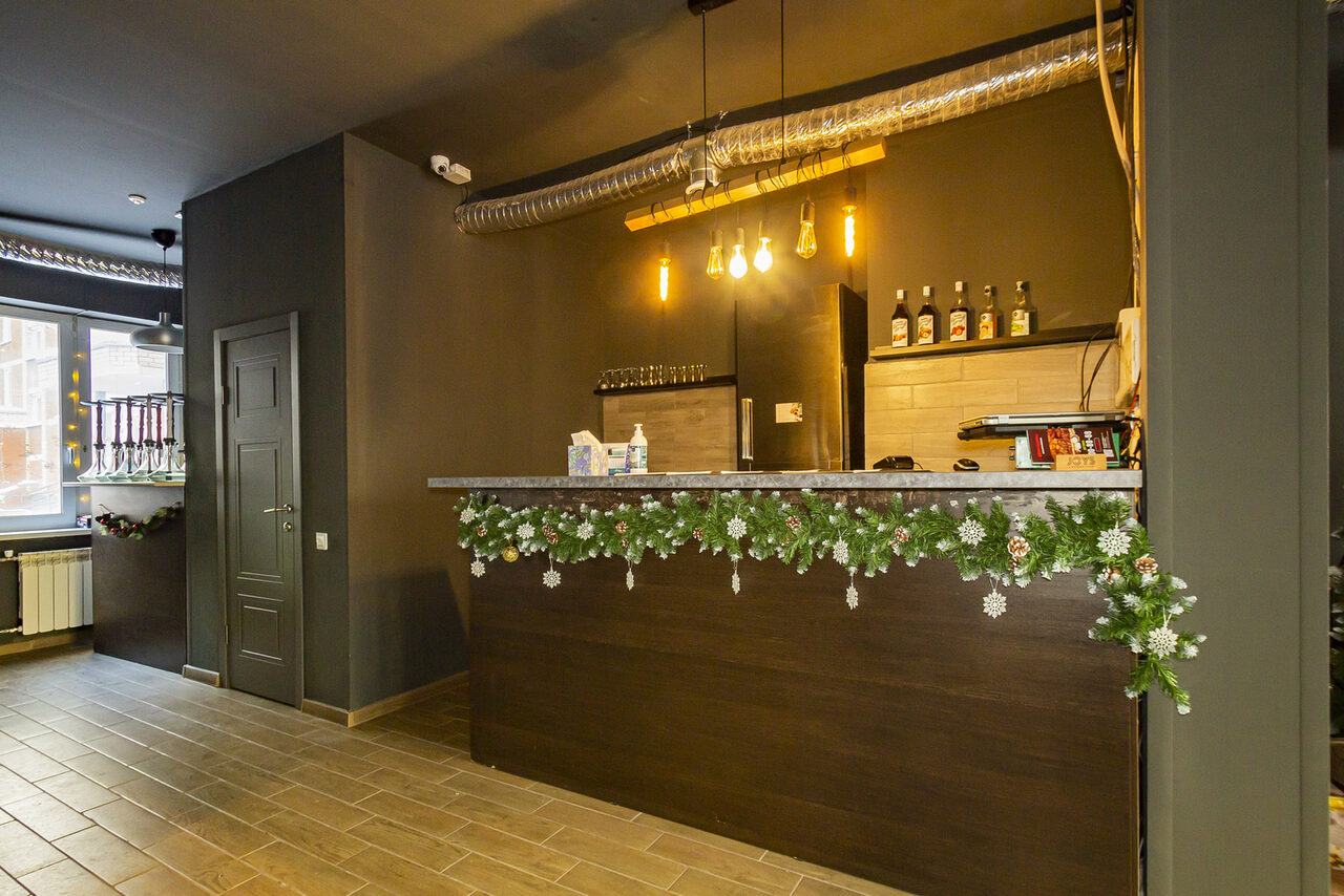 Арендовать Яркий лаундж паб под закрытие