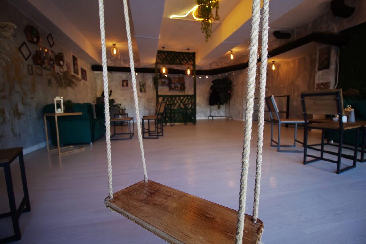 Арендовать Wood. Яркий и уютный лофт