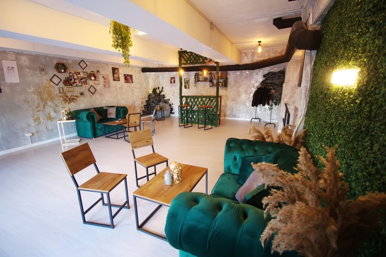 Арендовать Wood. Яркий и уютный лофт