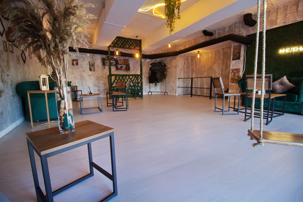 Арендовать Wood. Яркий и уютный лофт