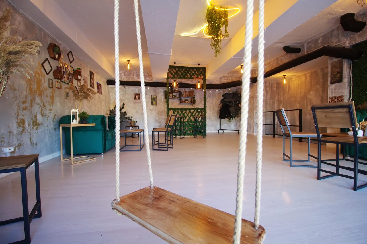 Арендовать Wood. Яркий и уютный лофт