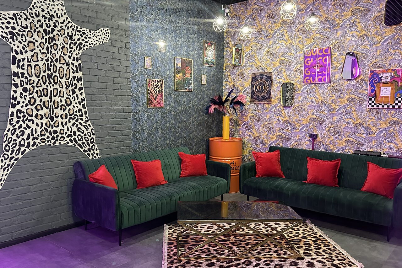 Арендовать Лофт со светомузыкой