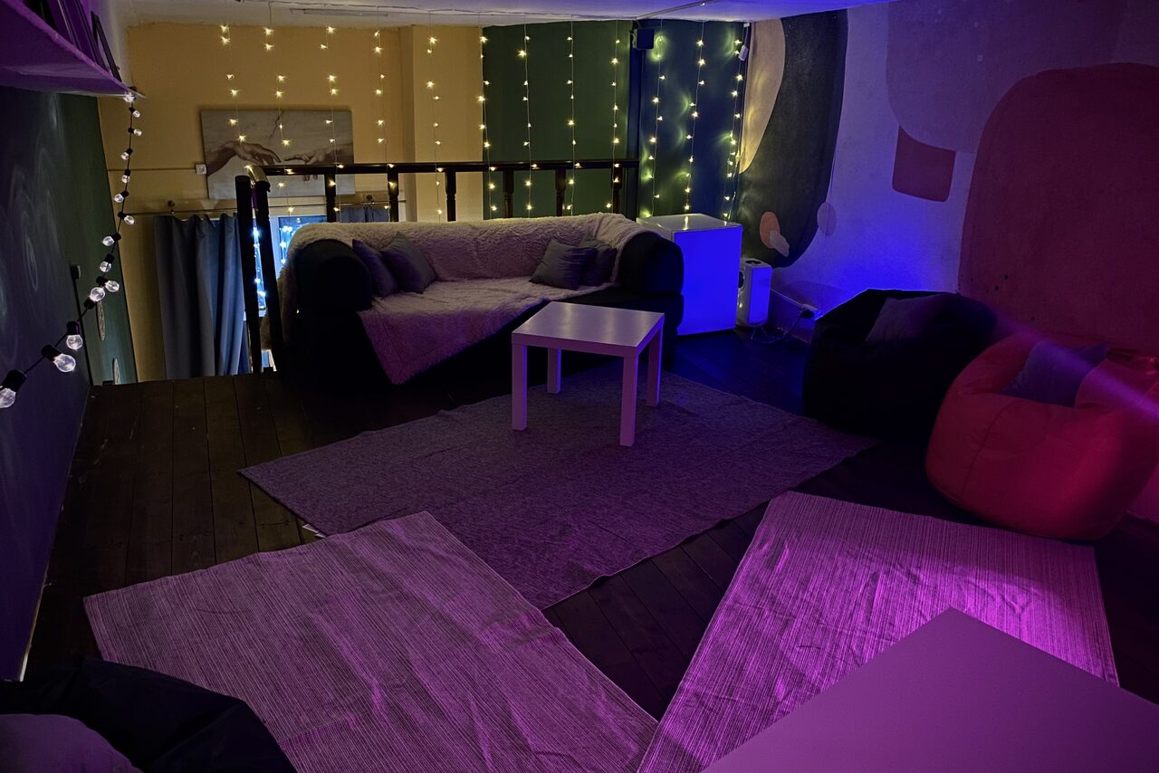 Арендовать artloft Уютный двухуровневый лофт