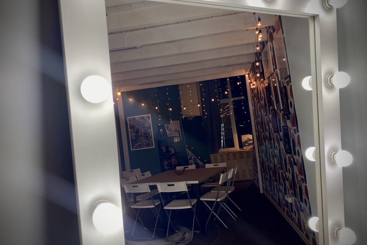 Арендовать artloft Уютный двухуровневый лофт