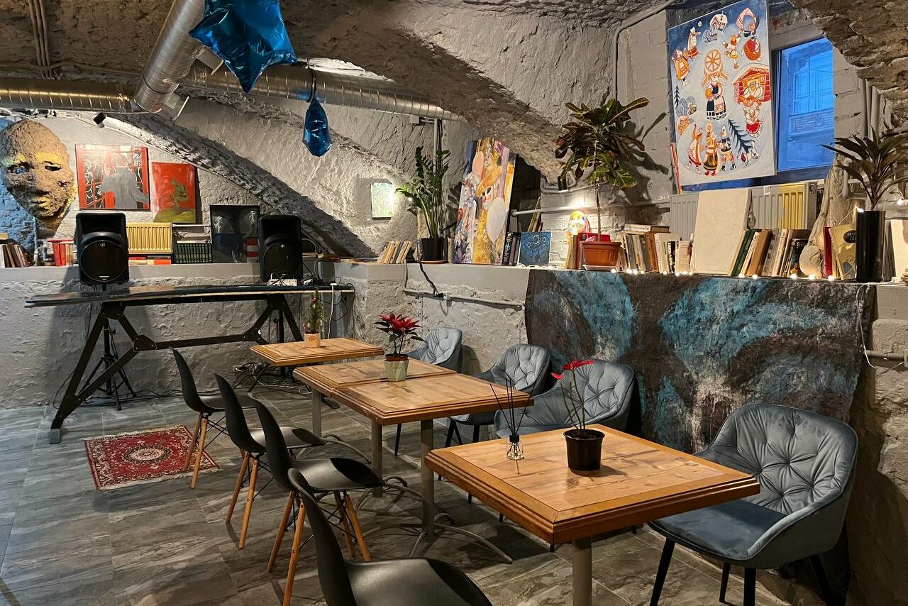 Арендовать Пространство L52. Белый зал для различных событий