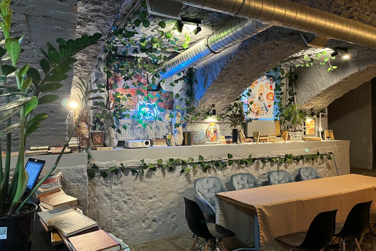 Арендовать Пространство L52. Белый зал для различных событий