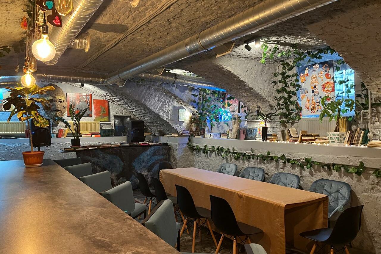 Арендовать Пространство L52. Белый зал для различных событий